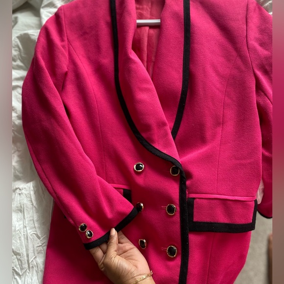 Pink blazer - Picture 2 of 4
